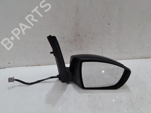 Used Right mirror Right mirror 37267025 37267025