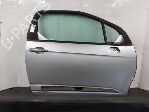 Used Right front door Right front door 38728224 38728224