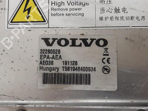 Inverter/Converter VOLVO XC60 II (246) T8 Hybrid Polestar AWD | BP26747566M119 