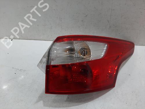 right-taillight-ford-focus-iii-turnier-2010-2011-2012-2013-2014-2015-2016-2017-2018-2019-2020-32718751 main image