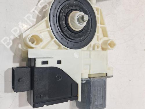 Lève-vitre avant gauche JEEP RENEGADE SUV (BU, B1, BV) 1.0 T-GDi (120 hp) 32380978