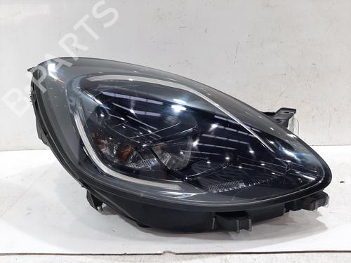 Used Right headlight FORD PUMA (J2K, CF7) 1.0 EcoBoost (125 hp) 31009464