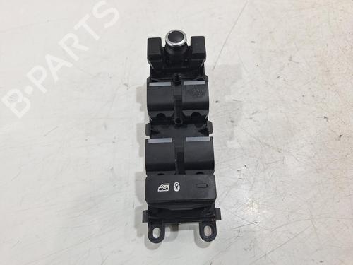Used Switch Switch LAND ROVER RANGE ROVER IV (L405) 4.4 SDV8 4x4 (340 hp) 32380679 32380679