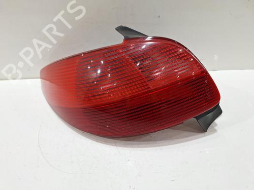 Used Left taillight PEUGEOT 206 Hatchback (2A/C) 1.4 i (75 hp) 27872903