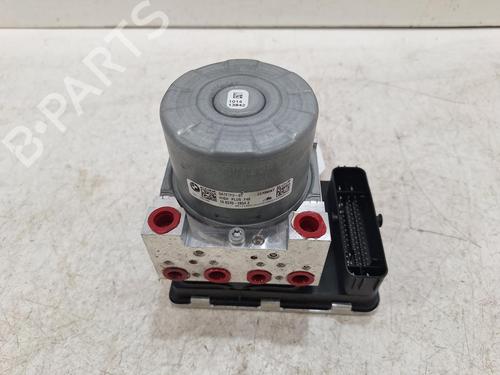 Used ABS pump BMW 1 (F40) M 135 i xDrive (306 hp) 32171708
