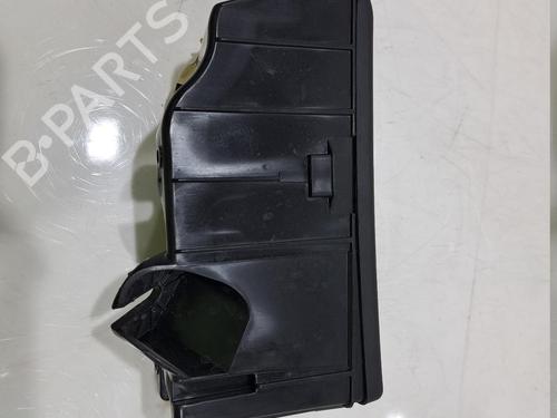 Fuse box SKODA KAMIQ (NW4) 1.0 TSI | BP38928506E1 - Image 2