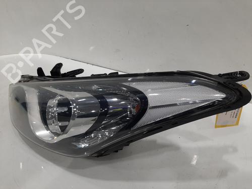 Left headlight HYUNDAI i30 (GD) 1.6 CRDi | BP26851934C28 