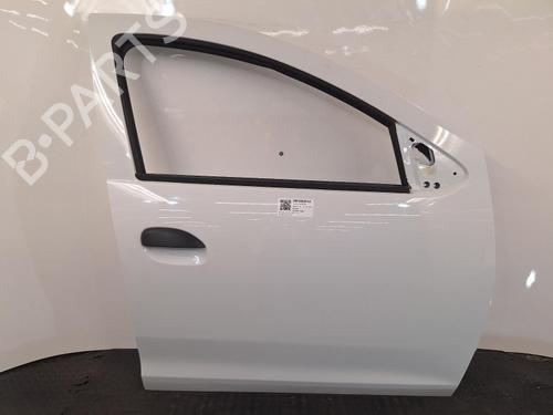 Used Right front door Right front door DACIA DUSTER (HM_) 1.0 TCe 90 (HMM6) (91 hp) 40600986 40600986