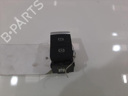 Parkbremsarm/handtak Parkbremsarm/handtak AUDI A4 B9 (8W2, 8WC) 2.0 TDI (150 hp) 33839299 33839299