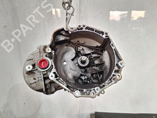 Used Gearbox VAUXHALL CORSA Mk IV (E) (X15) 1.4 (101 hp) 29059831