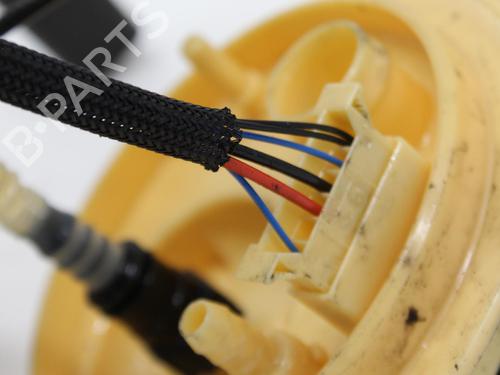 Used Fuel pump LAND ROVER RANGE ROVER IV (L405) 3.0 SDV6 4x4 (292 hp) 31058994