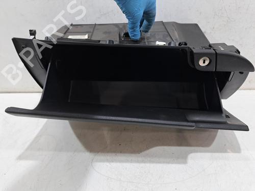 Glove box KIA SORENTO III (UM) 2.2 CRDi 4WD | BP30179656C95 