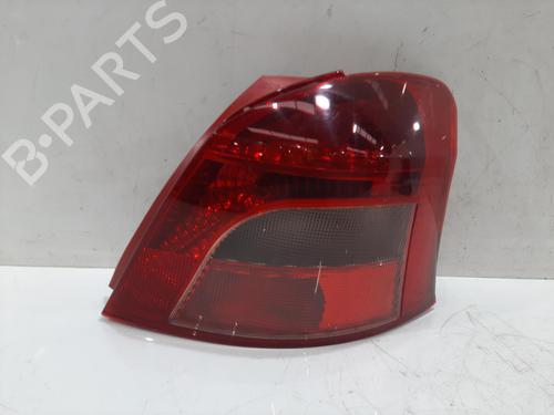 Used Right taillight TOYOTA YARIS (_P9_) 1.3 VVT-i (SCP90_, SCP90R) (87 hp) 29636937