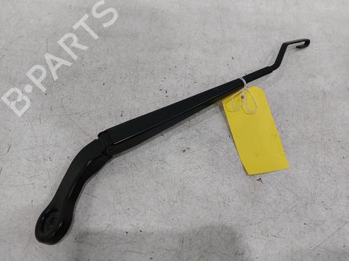 Used Front windshield wiper arm Front windshield wiper arm 26828849 26828849