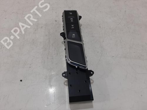 electronic-module-jaguar-i-pace-x590-2018-33335781 main image