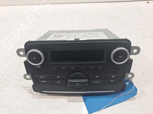 Bilradio DACIA SANDERO II 1.0 SCe 75 (B8JC, B8JD, B8NC) (73 hp) 31846711