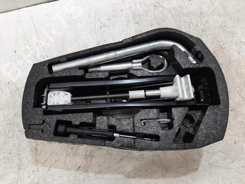 jack-kit-skoda-citigo-nf1-2011-2012-2013-2014-2015-2016-2017-2018-2019-37082286 main image