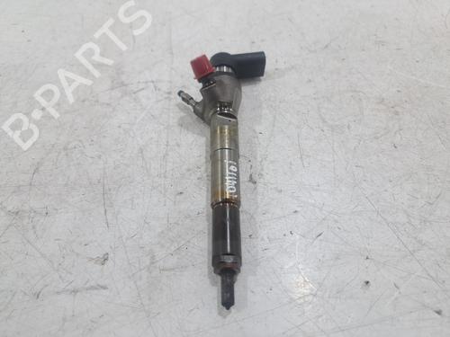 Spreder / Dyse NISSAN QASHQAI II (J11, J11_) 1.5 dCi (110 hp) 32214813