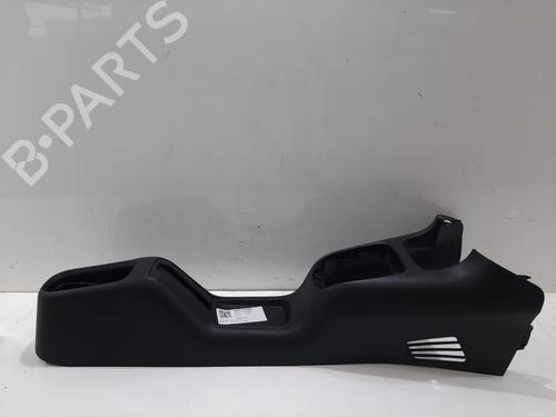 Used Middle console Middle console CITROËN C3 III (SX) 1.2 THP 110 (SXHNPS, SXHNZT, SXHNZ6) (110 hp) 36773642 36773642