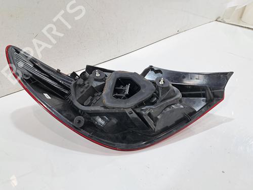 Right taillight VAUXHALL CORSA Mk III (D) (S07) 1.4 (L08) | BP31209624C35 