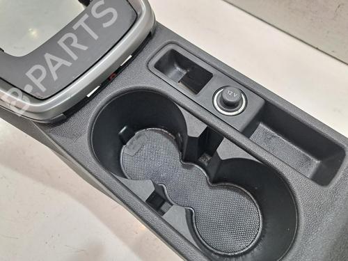 Middle console AUDI A3 Sportback (8YA, 8YF) 30 TDI | BP31812266I22 