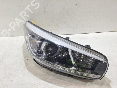 Phare droit KIA CEE'D (JD) 1.6 GDI (135 hp) 31208087