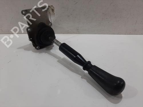 Used Gear lever MITSUBISHI L200 / TRITON (KJ_, KK_, KL_) 2.4 DI-D 4WD (KJ0T) (154 hp) 32528715