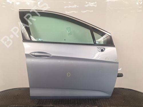 Used Right front door Right front door VAUXHALL ASTRA Mk VII (K) (B16) 1.4 (100 hp) 40454731 40454731