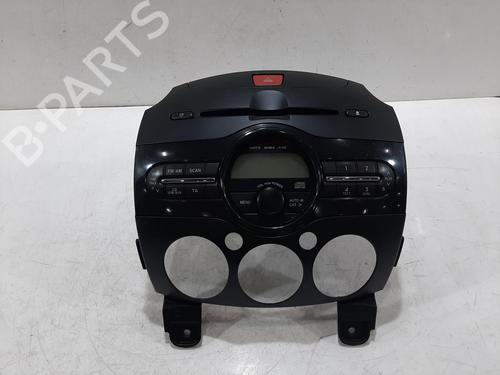 Used Radio MAZDA 2 (DE_, DH_) 1.3 (DE3FS) (75 hp) 30324745
