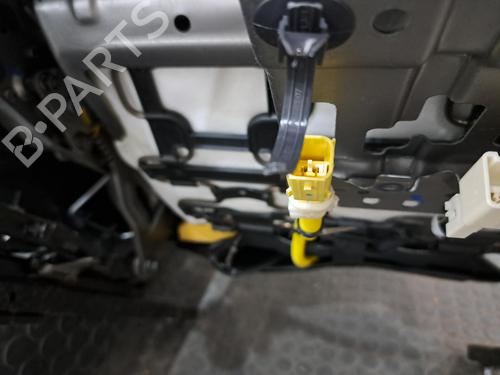 Right front seat HYUNDAI i20 III (BC3, BI3) 1.0 T-GDI | BP37718073C16  - Image 6
