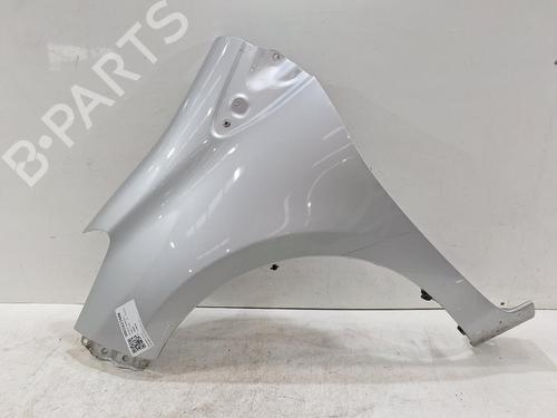 Used Left front fenders TOYOTA YARIS (_P13_) 1.5 (NSP131_) (112 hp) 32239443