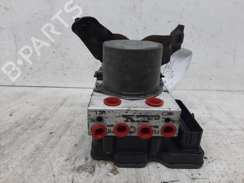 Used ABS pump JAGUAR F-PACE (X761) 2.0 TD4 AWD (180 hp) 26750353