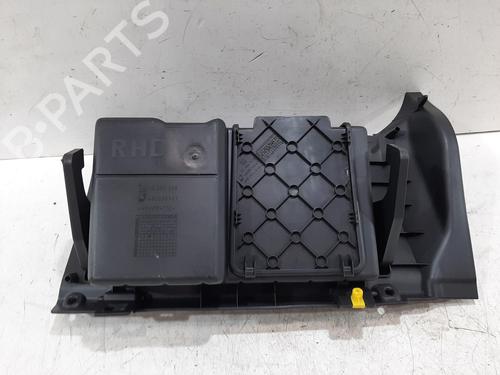 Glove box VAUXHALL CORSA Mk III (D) (S07) 1.0 i 12V (L08) | BP31965321C95 