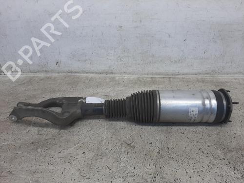 Used Right front shock absorber LAND ROVER DISCOVERY V (L462) 2.0 Sd4 4x4 (241 hp) 26756845