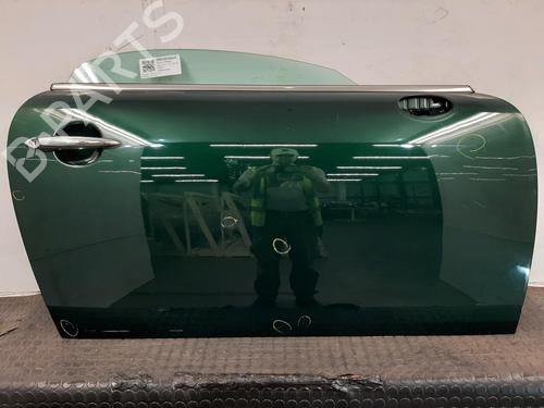 Used Right front door Right front door 39070398 39070398