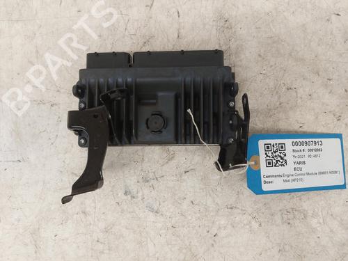 Used Control unit TOYOTA YARIS (_P21_, _PA1_, _PH1_) 1.5 Hybrid (MXPH10, MXPH11) (116 hp) 26825050