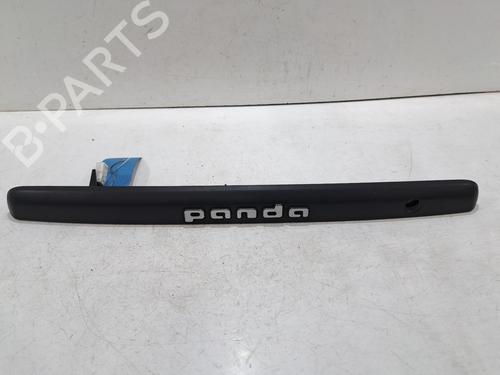 Used Tailgate handle FIAT PANDA (312_, 319_) 1.2 (312PXA1A) (69 hp) 30870105