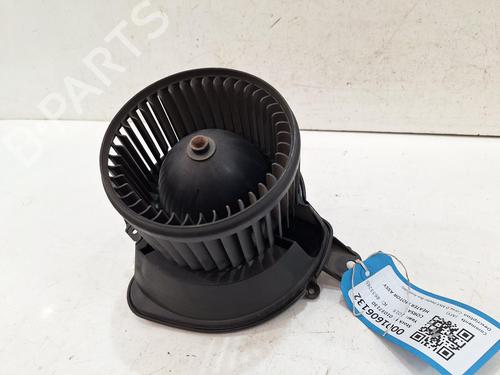 Gebläsemotor für VAUXHALL CORSA Mk IV (E) (X15) 1.4 (90 hp) 31538113