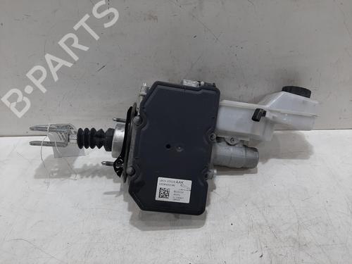 Used Brake master cylinder JAGUAR I-PACE (X590) EV400 AWD (400 hp) 30516753