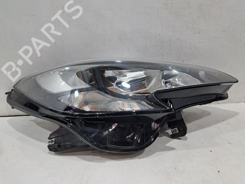 Right headlight VAUXHALL CORSA Mk IV (E) (X15) 1.4 | BP29810328C29 