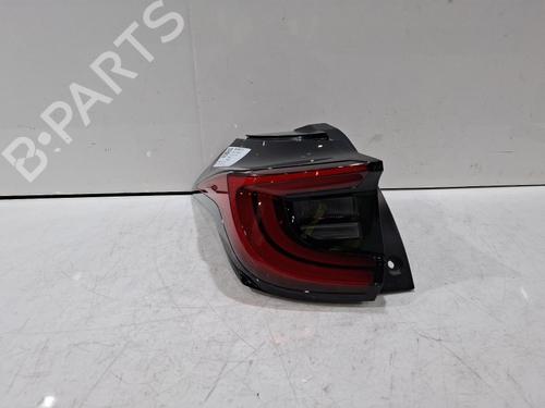 left-taillight-toyota-yaris-_p21_-_pa1_-_ph1_-2020-40544292 main image