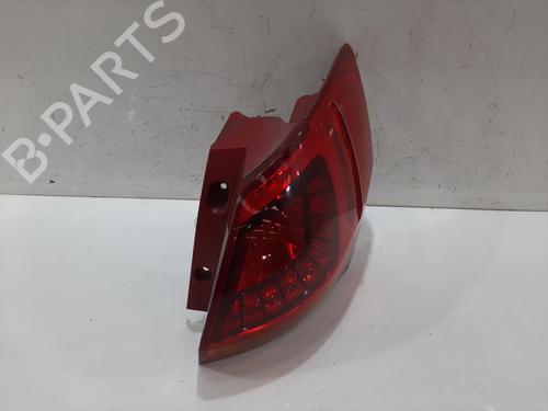 right-taillight-kia-venga-yn-2010-2011-2012-2013-2014-2015-2016-2017-2018-2019-37465241 main image