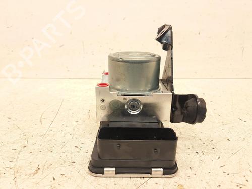 Used ABS pump VOLVO V90 II Estate (235) D4 (190 hp) 26788788