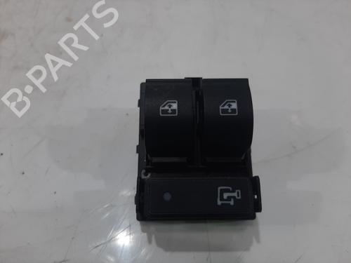 Used Switch FIAT DOBLO Cargo (263_) 1.6 D Multijet (263WXD1B, 263WXR1B, 263WXX1B, 263ZXD1B,... (105 hp) 31341580