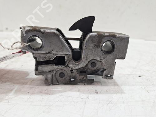 Used Hood lock Hood lock SKODA OCTAVIA III Combi (5E5, 5E6) 1.4 TSI (150 hp) 39943519 39943519