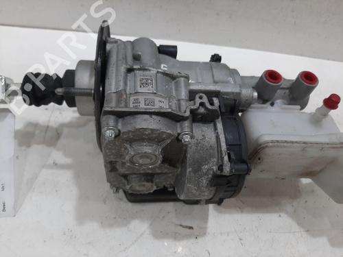 Brake master cylinder JAGUAR I-PACE (X590) EV400 AWD | BP30829280M77