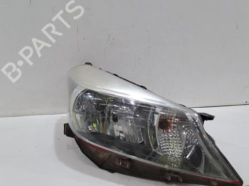 Used Right headlight TOYOTA YARIS (_P13_) 1.0 (KSP130_, KSP130) (69 hp) 30057862
