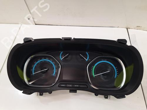Used Instrument cluster PEUGEOT EXPERT Van (V_) E-EXPERT (136 hp) 26786456