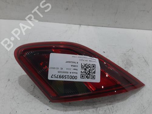 Used Right taillight VAUXHALL CORSA Mk IV (E) (X15) 1.4 (101 hp) 31305405