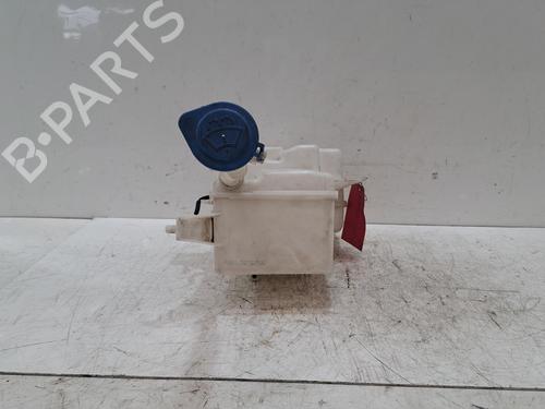 windscreen-washer-tank-volvo-v40-hatchback-525-2012-2013-2014-2015-2016-2017-2018-2019-38912751 main image
